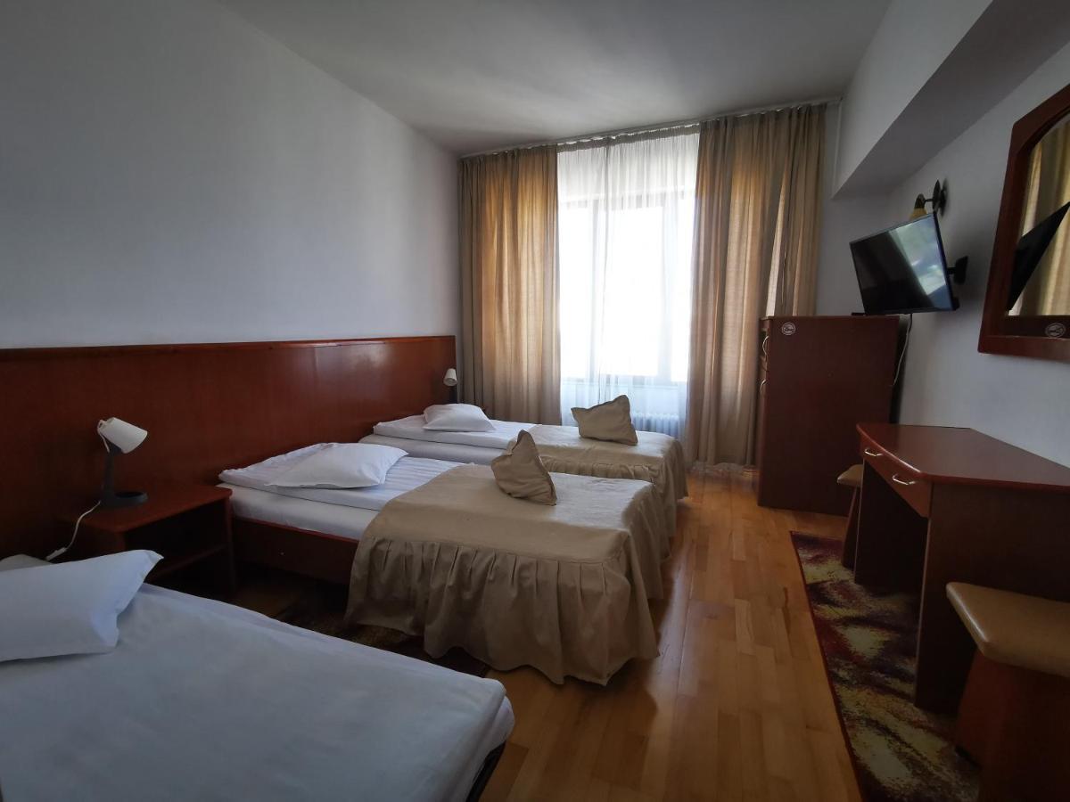 Hotel Unirea Focsani Exterior photo